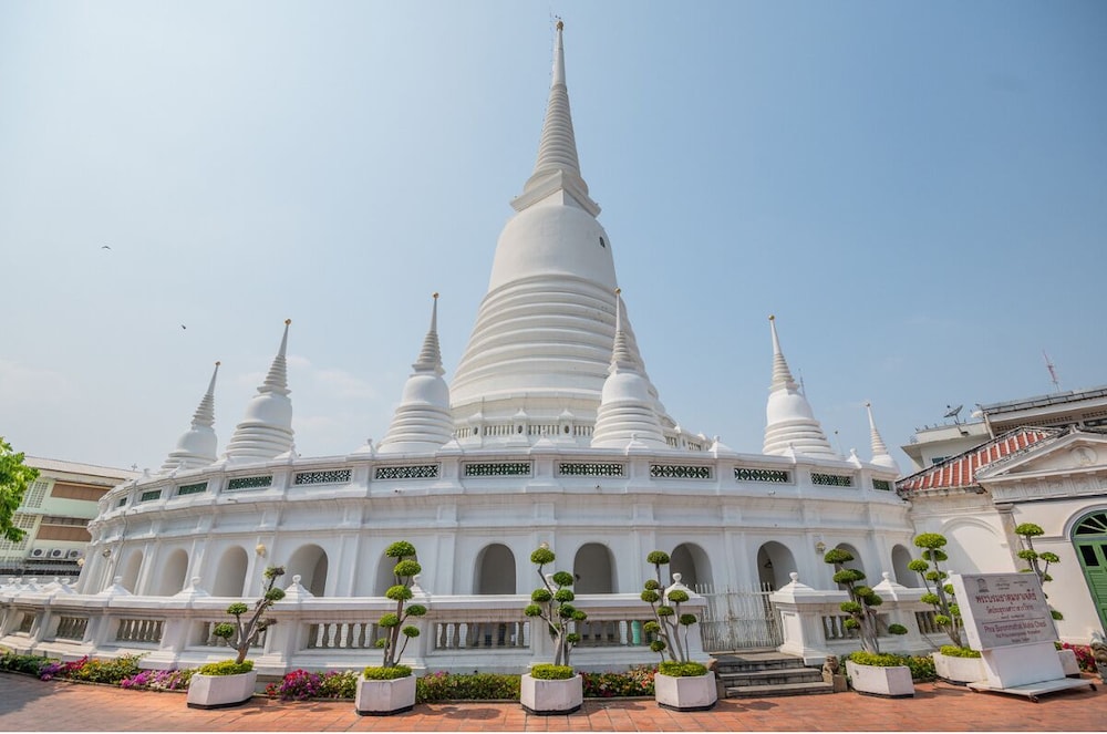 The Peninsula Bangkok — Attractions in the area in Bangkok, Bangkok