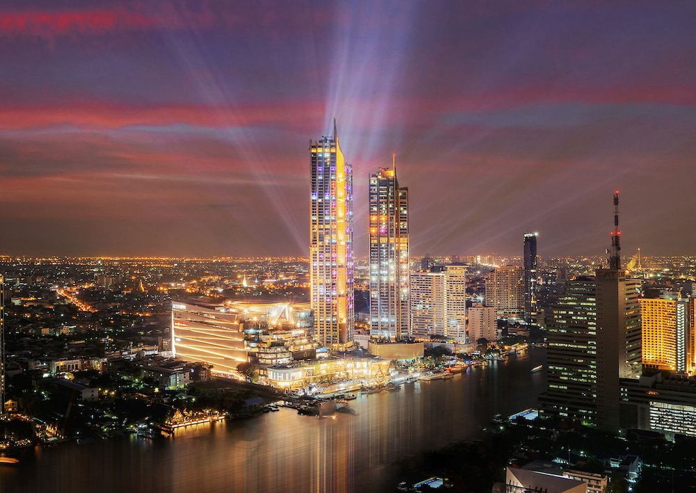 The Peninsula Bangkok — Attractions in the area in Bangkok, Bangkok
