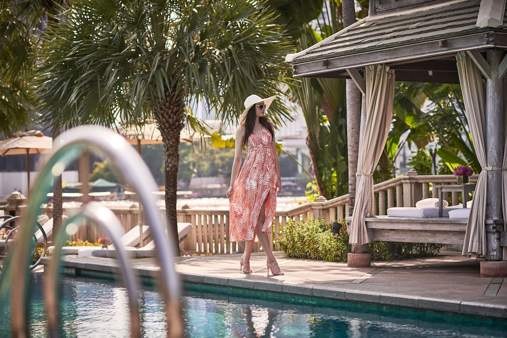 The Peninsula Bangkok — Swimming pool in Bangkok, Bangkok