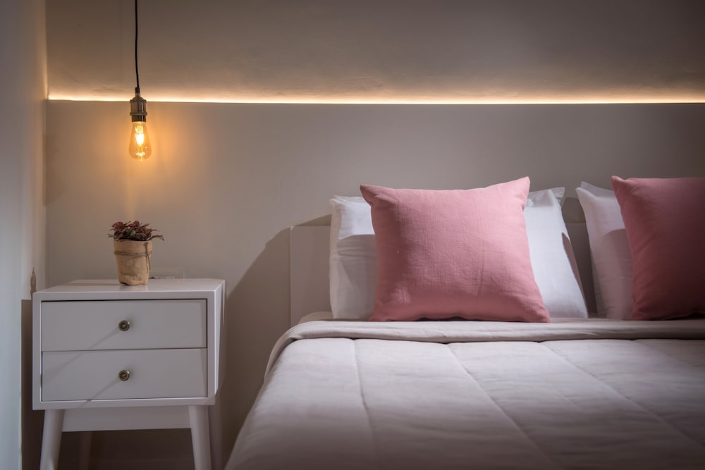 Veneziano Hotel — Hotel rooms in Heraklion