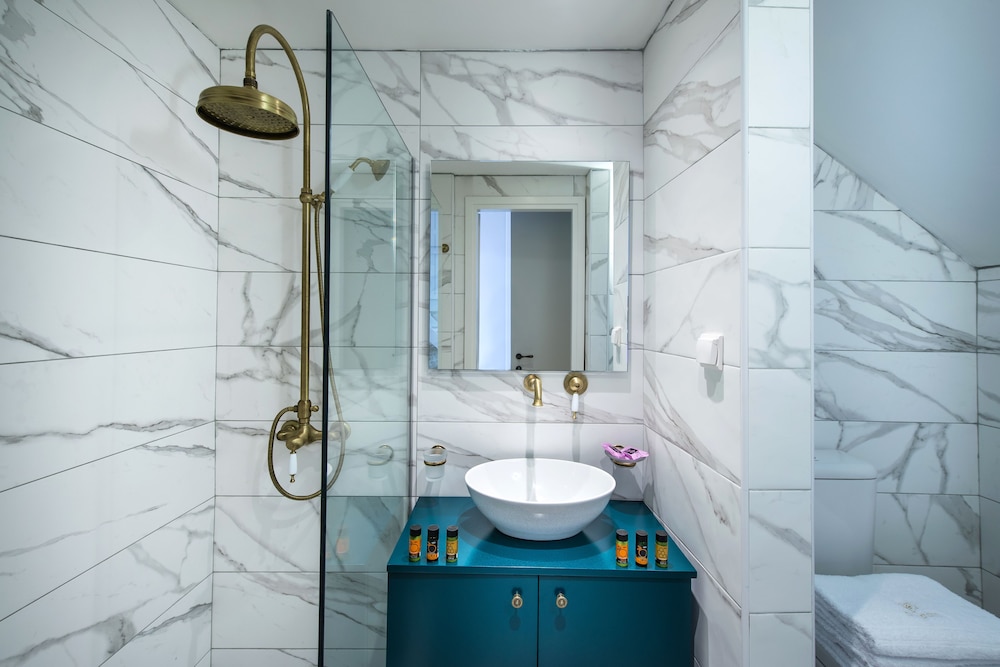 Veneziano Hotel — Hotel rooms in Heraklion