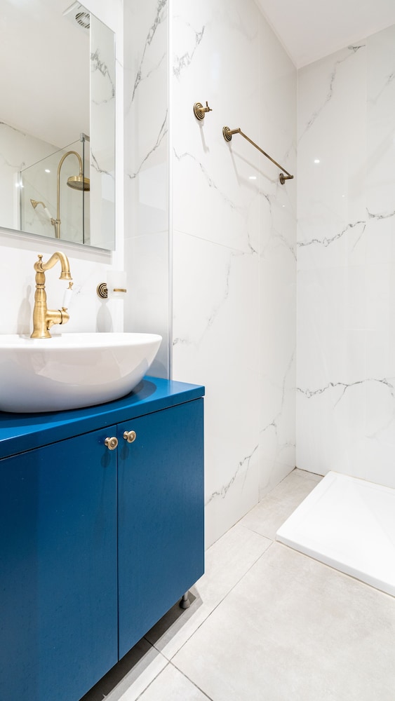 Veneziano Hotel — Hotel rooms in Heraklion
