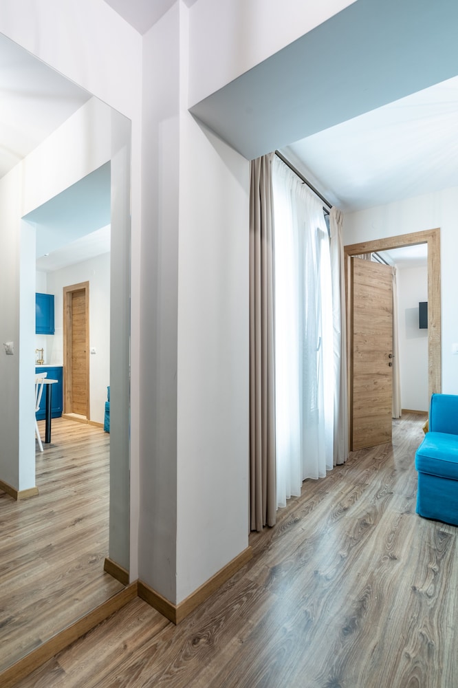 Veneziano Hotel — Hotel rooms in Heraklion