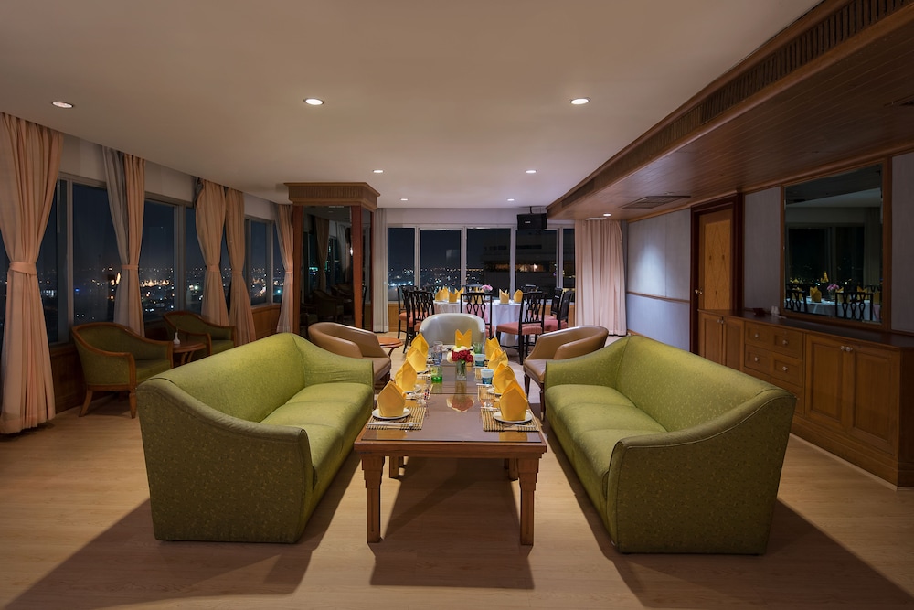 Prince Palace Hotel Bangkok — Restaurant & bars in Bangkok, Bangkok