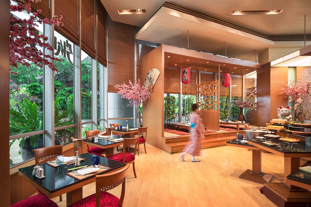 Prince Palace Hotel Bangkok — Restaurant & bars in Bangkok, Bangkok