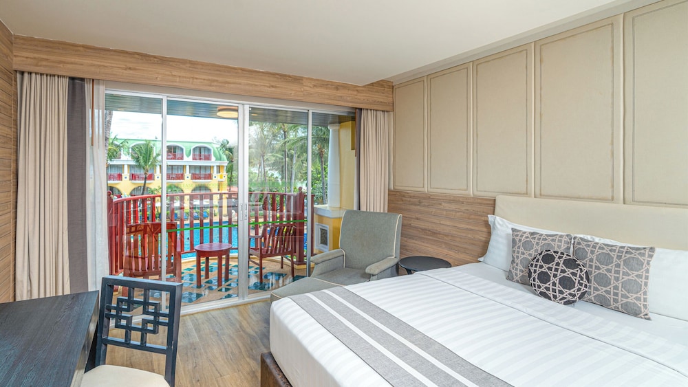 Phuket Graceland Resort And Spa — Hotel rooms in Patong Beach, Phuket Province