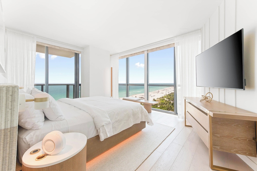 W South Beach — Hotel rooms in Miami, Florida