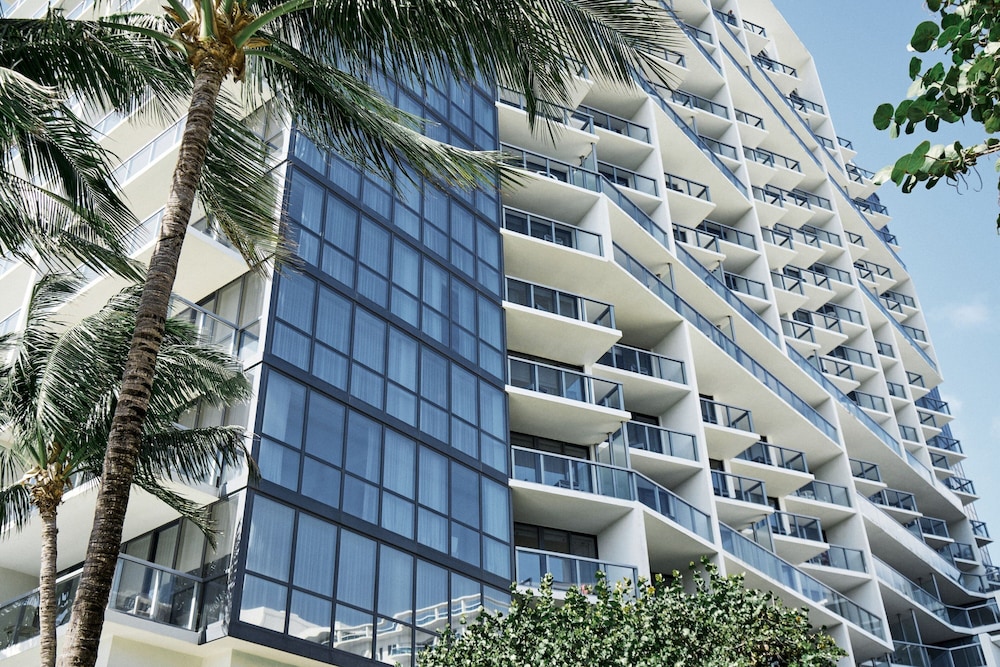 W South Beach — Hotel building in Miami, Florida