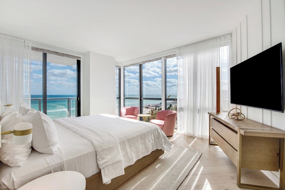 W South Beach — Hotel rooms in Miami, Florida
