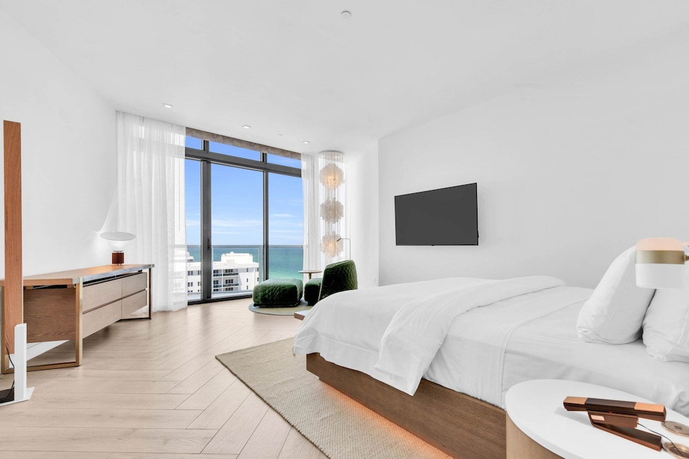 W South Beach — Hotel rooms in Miami, Florida