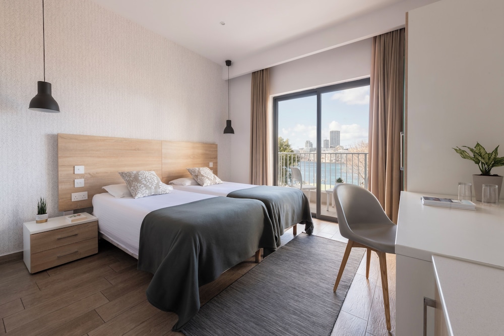 Plaza Regency Hotels — Hotel rooms in Sliema, Malta Island