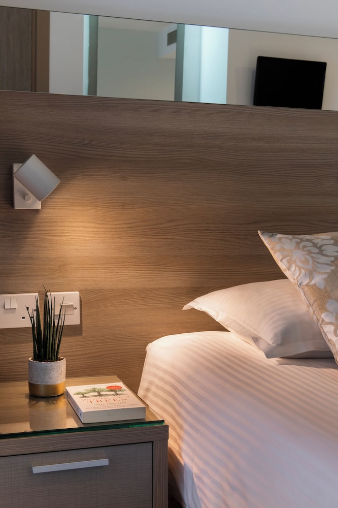 Plaza Regency Hotels — Hotel rooms in Sliema, Malta Island