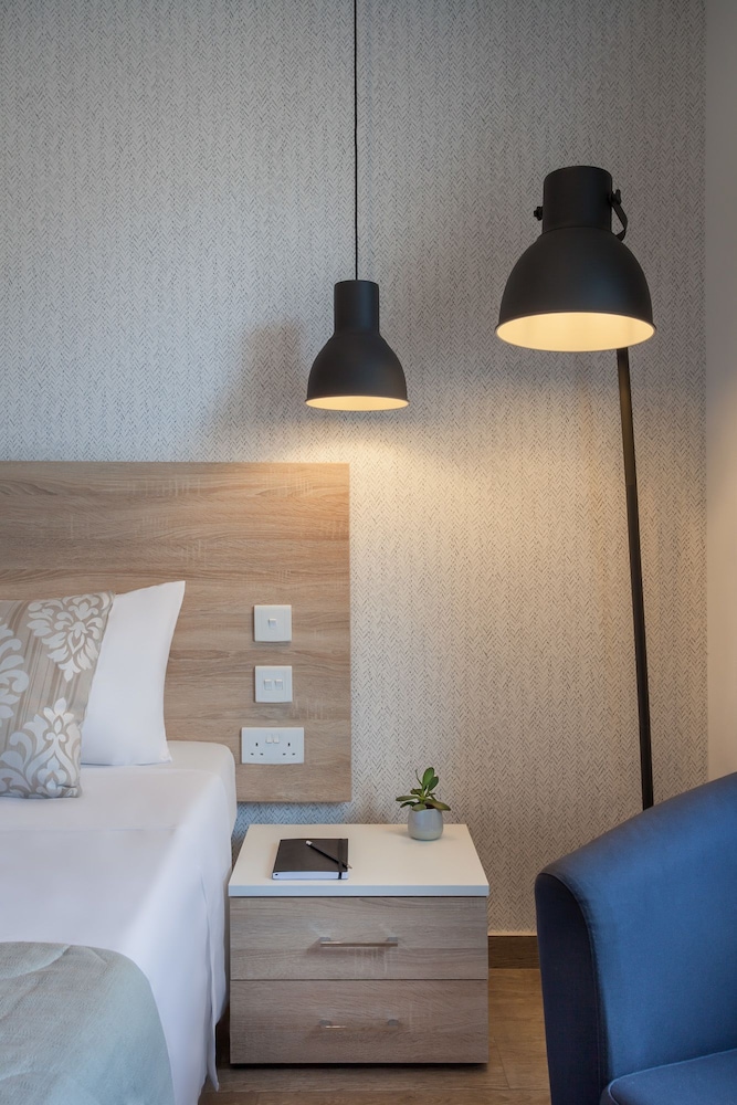 Plaza Regency Hotels — Hotel rooms in Sliema, Malta Island