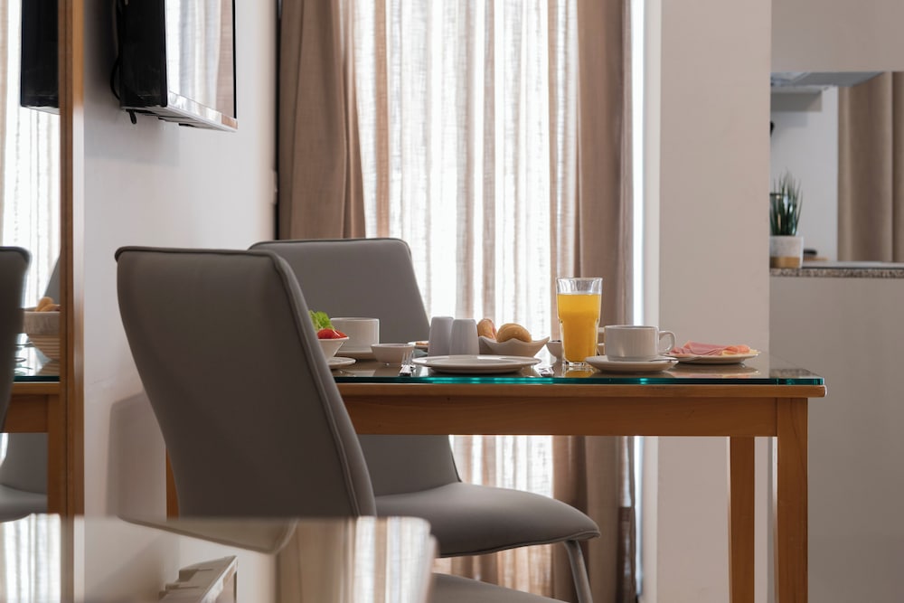 Plaza Regency Hotels — Hotel rooms in Sliema, Malta Island
