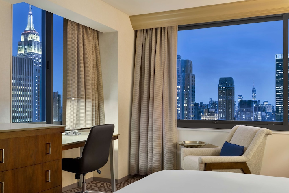 Hilton New York Times Square — Hotel rooms in New York City, New York State