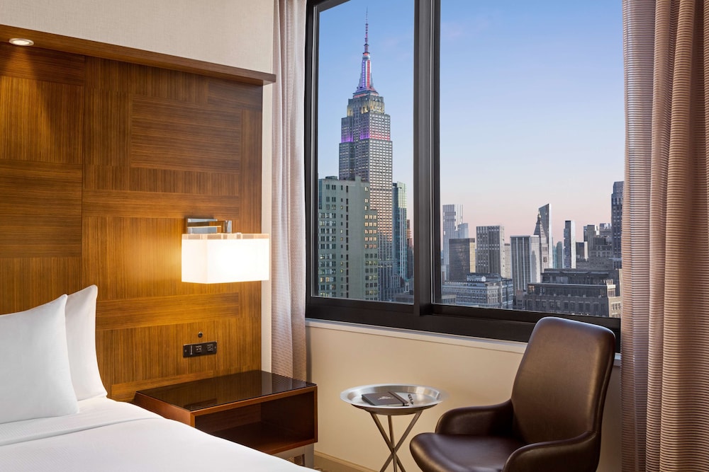 Hilton New York Times Square — Hotel rooms in New York City, New York State