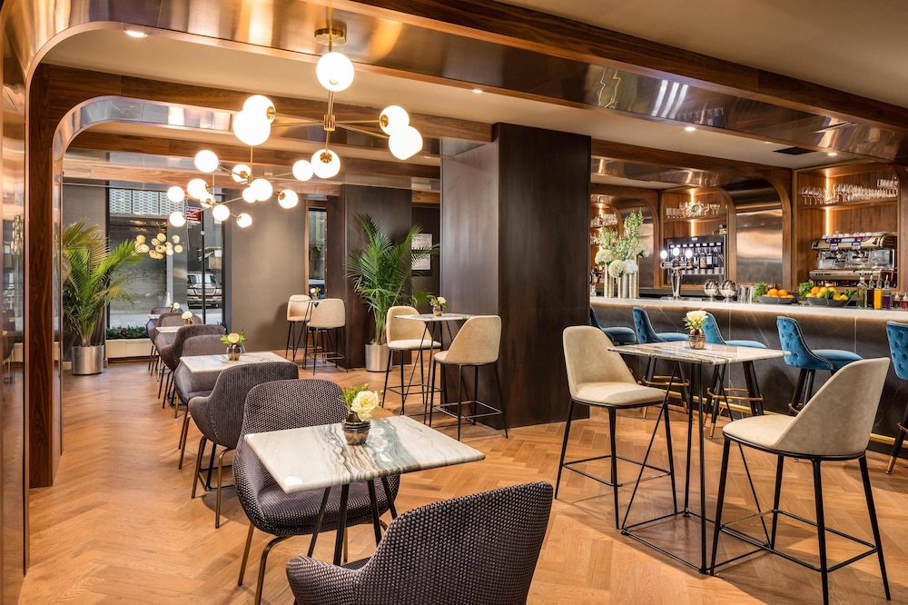 NH Collection New York Madison Avenue — Restaurant & bars in New York City, New York State