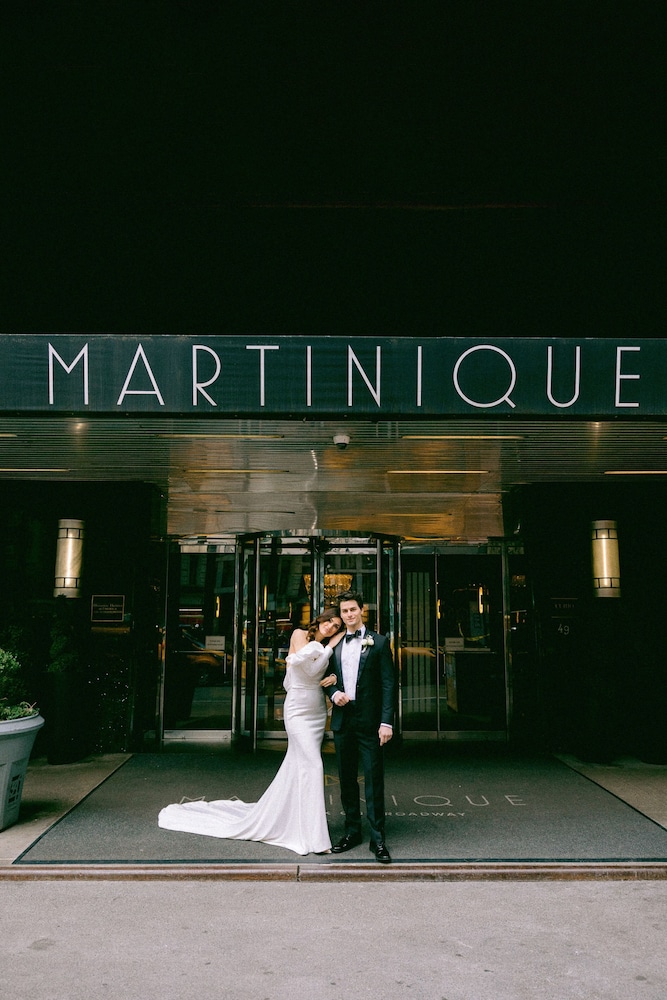 Martinique New York on Broadway, Curio Collection by Hilton — Hotel building in New York City, New York State