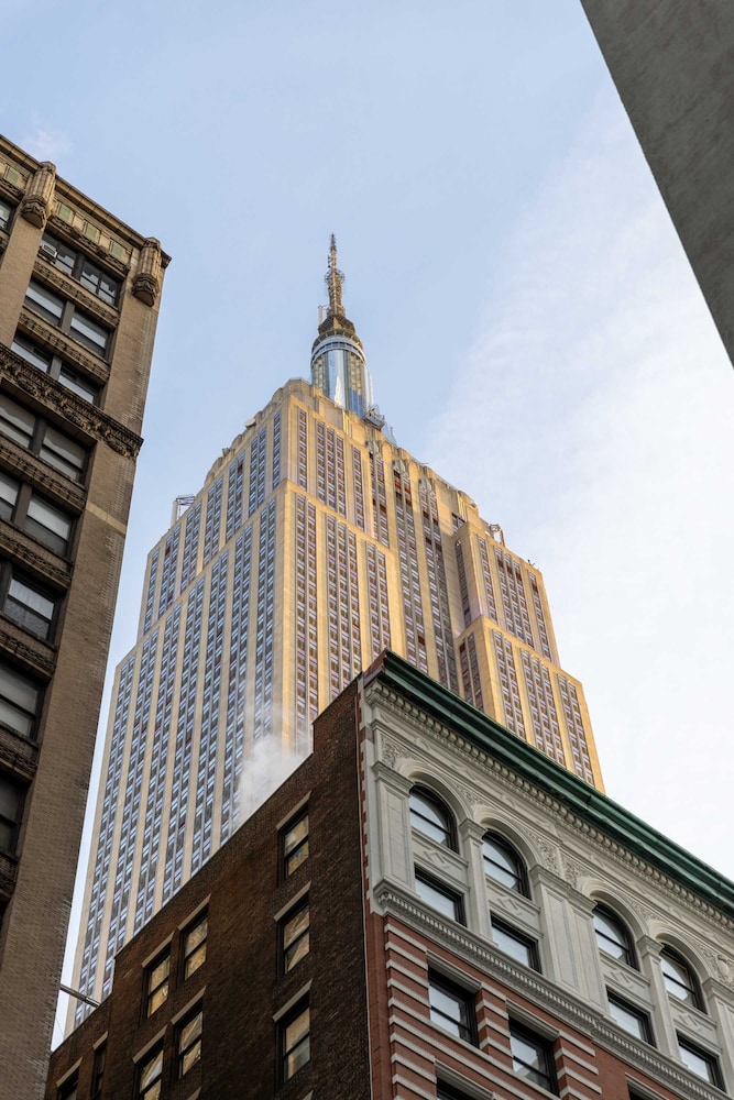 Martinique New York on Broadway, Curio Collection by Hilton — Attractions in the area in New York City, New York State