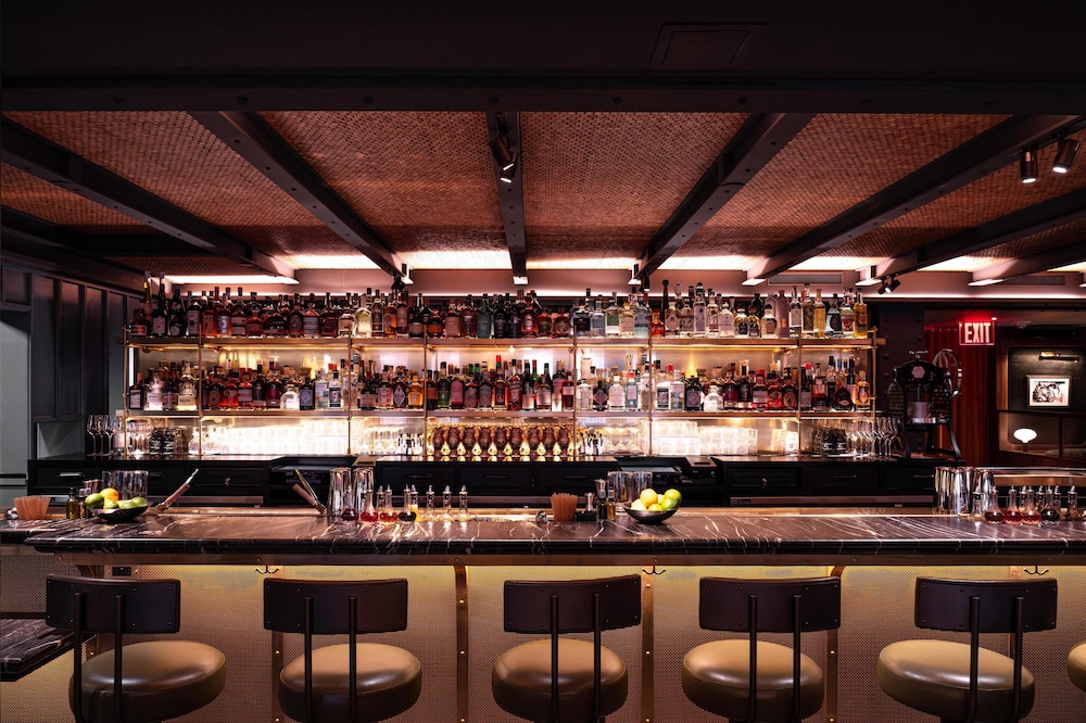 Martinique New York on Broadway, Curio Collection by Hilton — Restaurant & bars in New York City, New York State