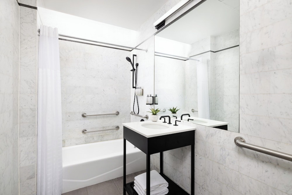 Arthouse Hotel New York City — Hotel rooms in New York City, New York State