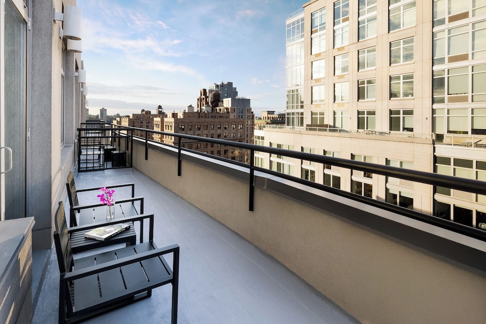 Arthouse Hotel New York City — Hotel building in New York City, New York State