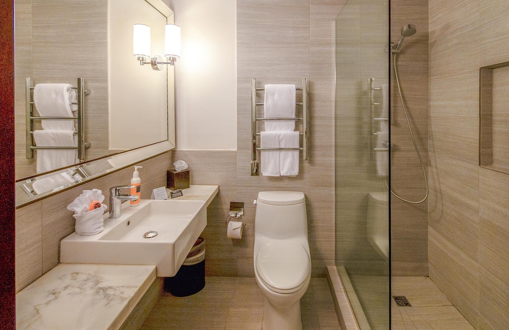 Park South Hotel, part of JdV by Hyatt — Hotel rooms in New York City, New York State