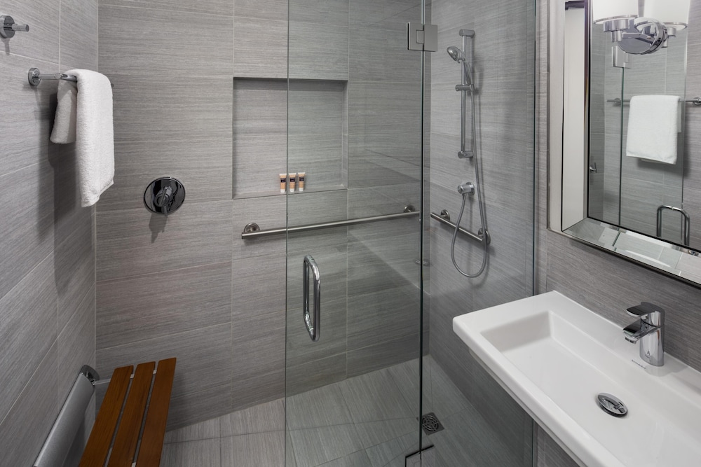 Park South Hotel, part of JdV by Hyatt — Hotel rooms in New York City, New York State