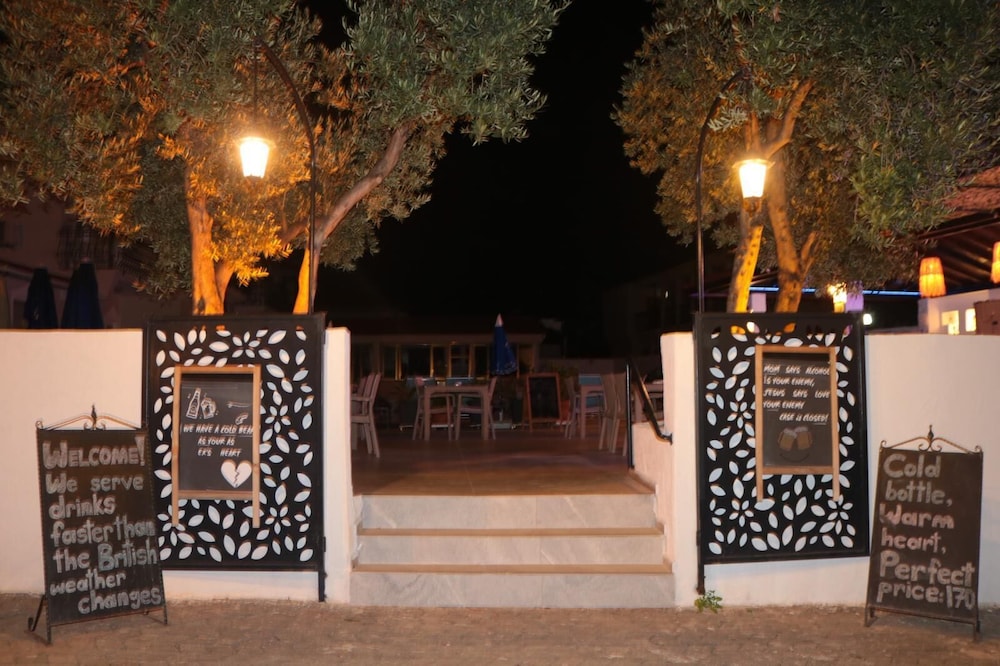 Taner Otel — Restaurant & bars in Fethiye, Mugla