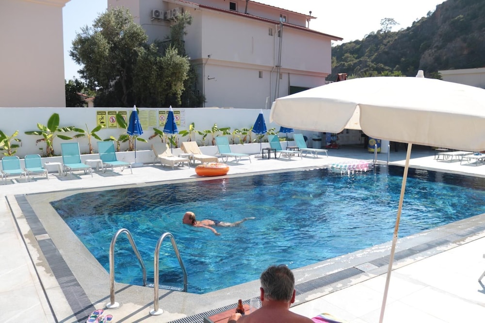 Taner Otel — Swimming pool in Fethiye, Mugla