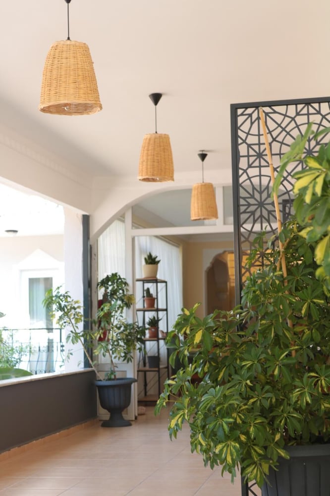 Taner Otel — Hotel building in Fethiye, Mugla