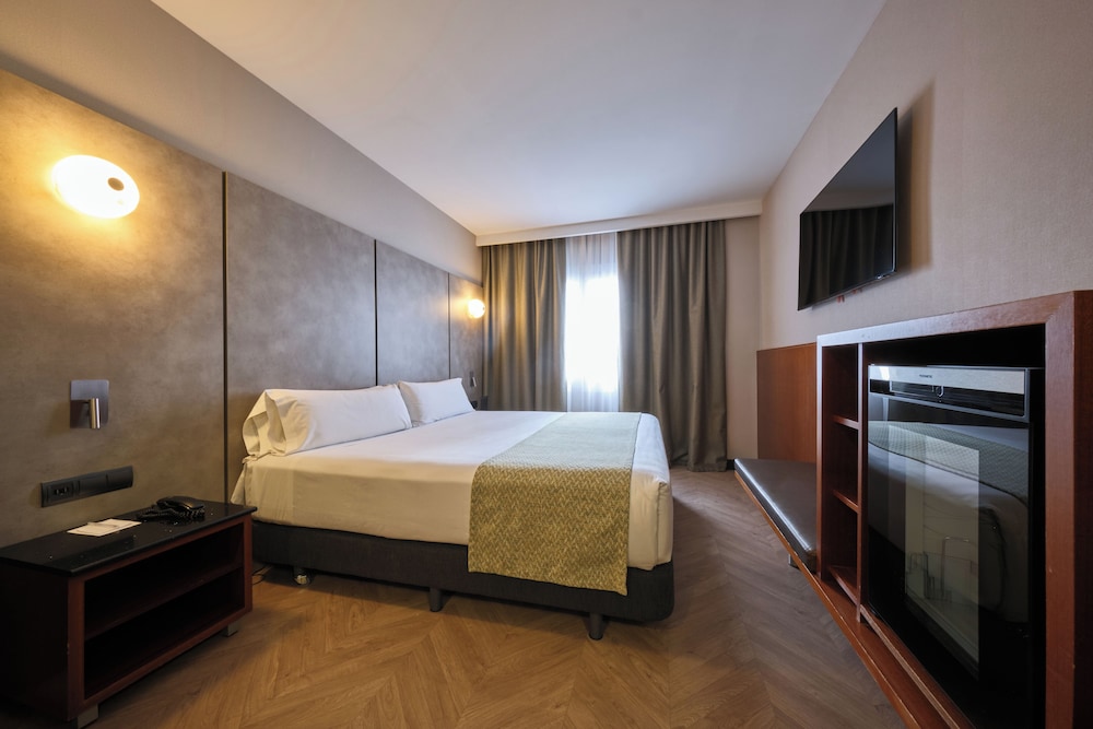 Catalonia Park Putxet Hotel — Hotel rooms in Barcelona, Catalonia