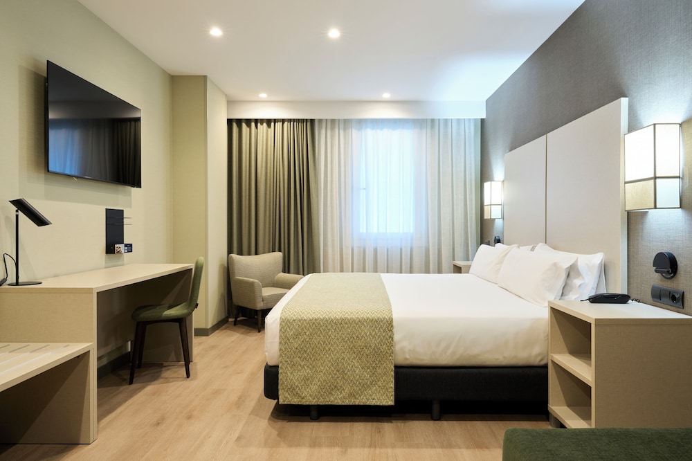 Catalonia Park Putxet Hotel — Hotel rooms in Barcelona, Catalonia