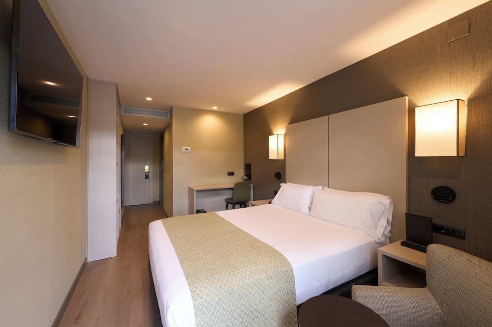 Catalonia Park Putxet Hotel — Hotel rooms in Barcelona, Catalonia