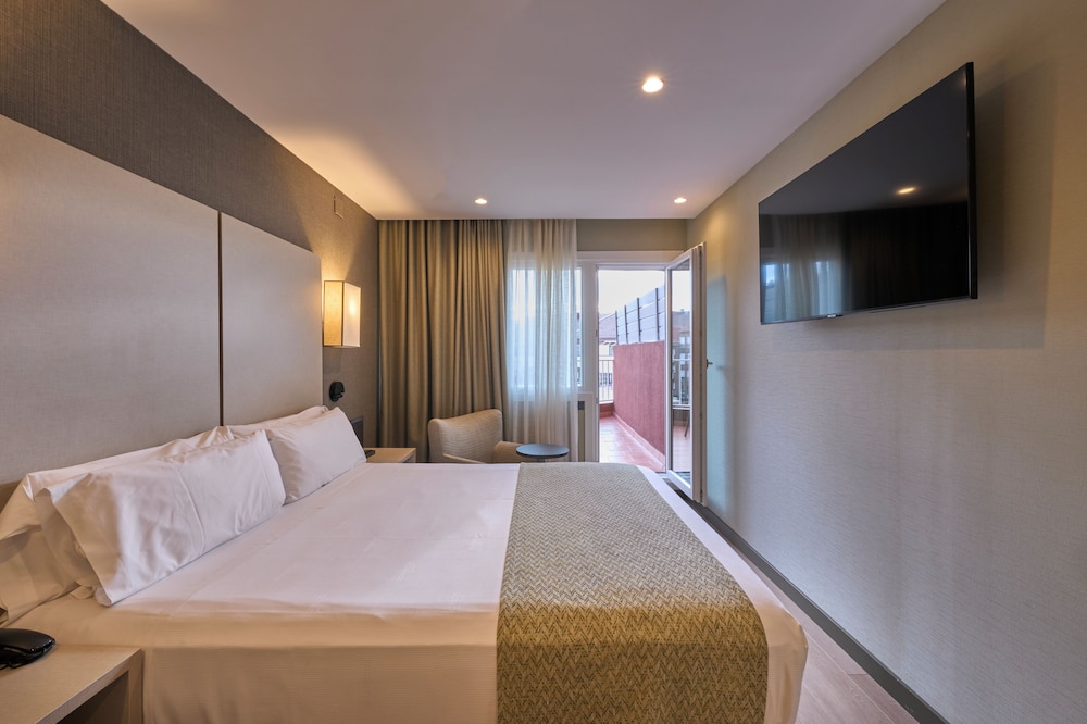 Catalonia Park Putxet Hotel — Hotel rooms in Barcelona, Catalonia