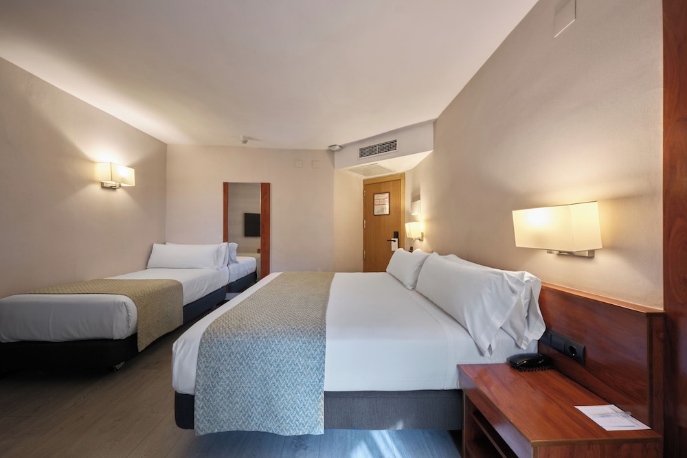 Catalonia Park Putxet Hotel — Hotel rooms in Barcelona, Catalonia