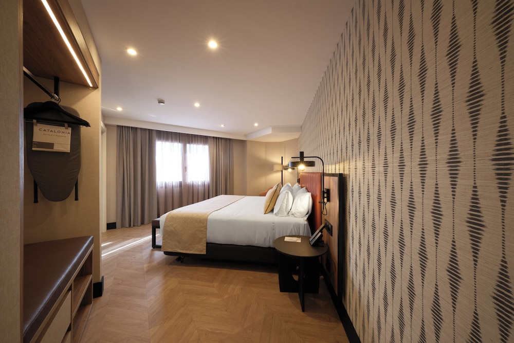 Catalonia Park Putxet Hotel — Hotel rooms in Barcelona, Catalonia