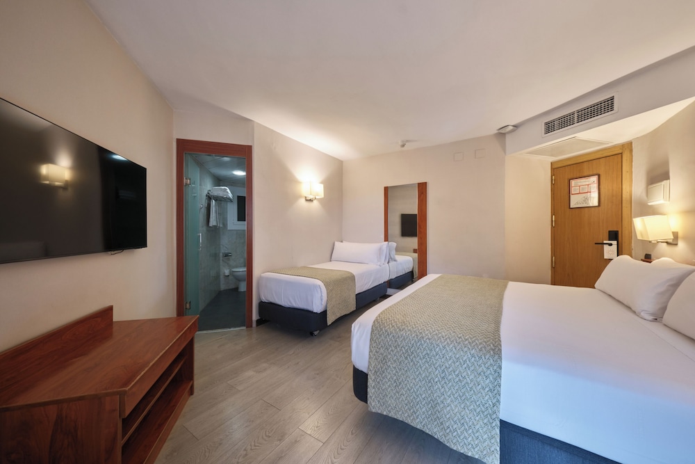 Catalonia Park Putxet Hotel — Hotel rooms in Barcelona, Catalonia