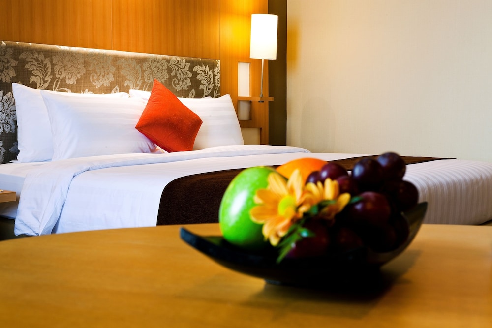 Royal Princess Larn Luang — Hotel rooms in Bangkok, Bangkok