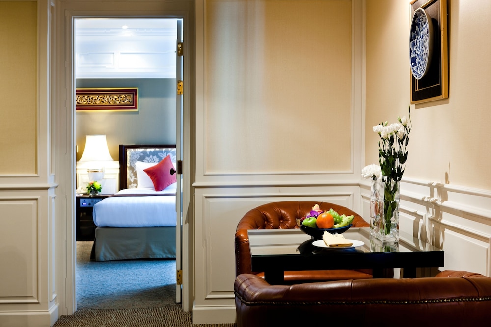 Royal Princess Larn Luang — Hotel rooms in Bangkok, Bangkok