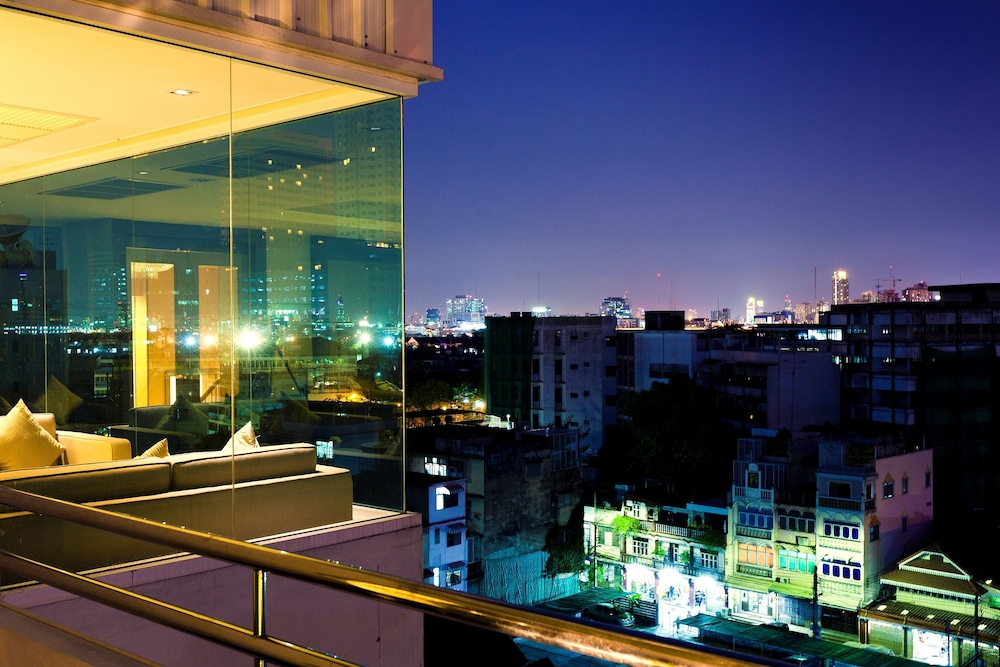 Royal Princess Larn Luang — Hotel rooms in Bangkok, Bangkok