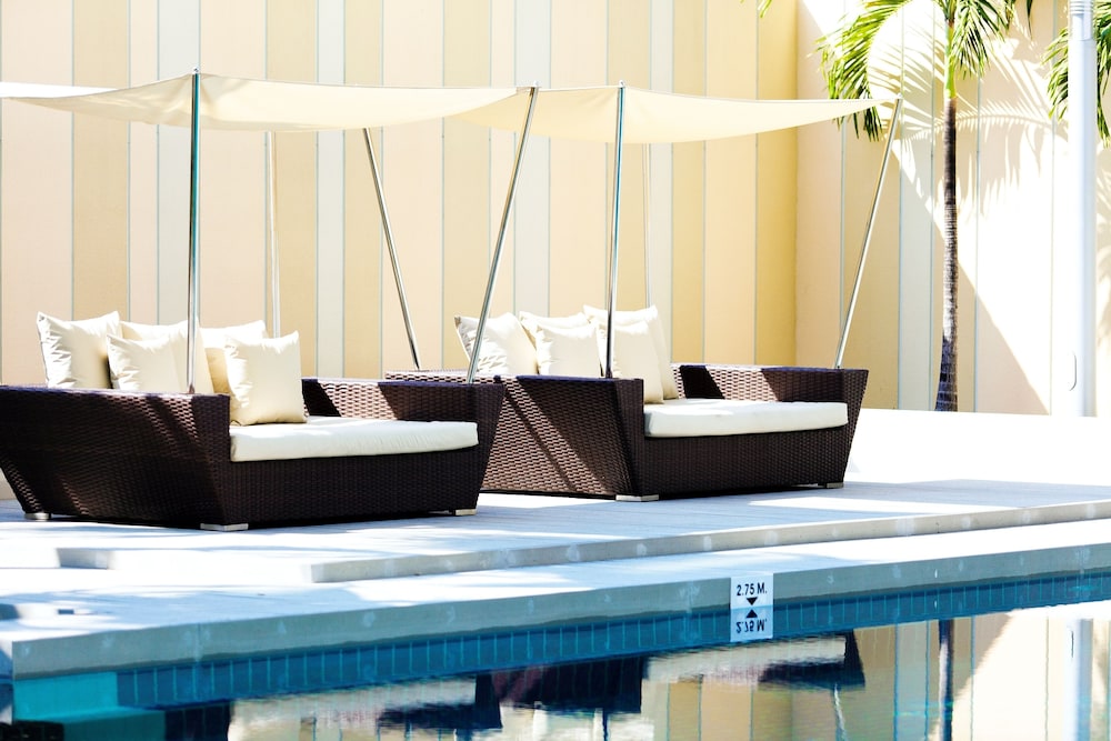 Royal Princess Larn Luang — Swimming pool in Bangkok, Bangkok