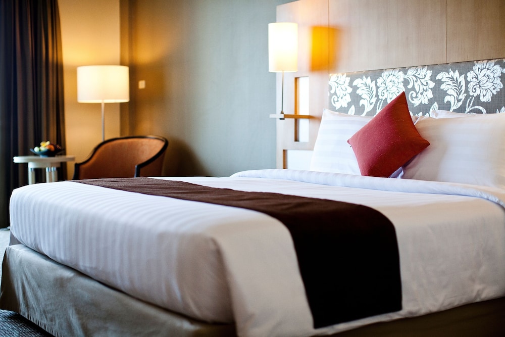 Royal Princess Larn Luang — Hotel rooms in Bangkok, Bangkok
