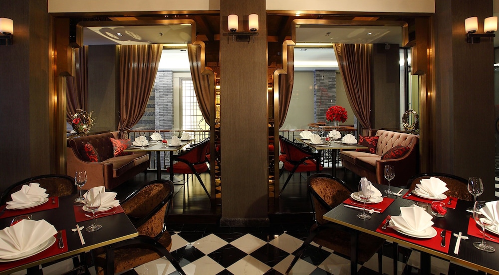 Shanghai Mansion Bangkok — Restaurant & bars in Bangkok, Bangkok