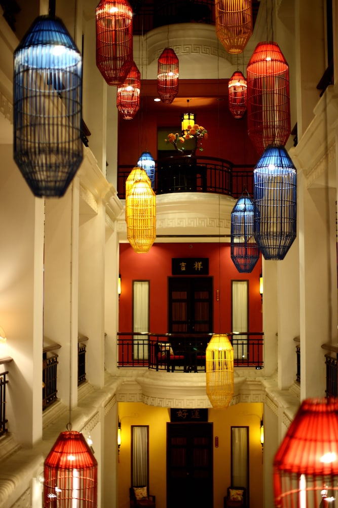 Shanghai Mansion Bangkok — Hotel building in Bangkok, Bangkok