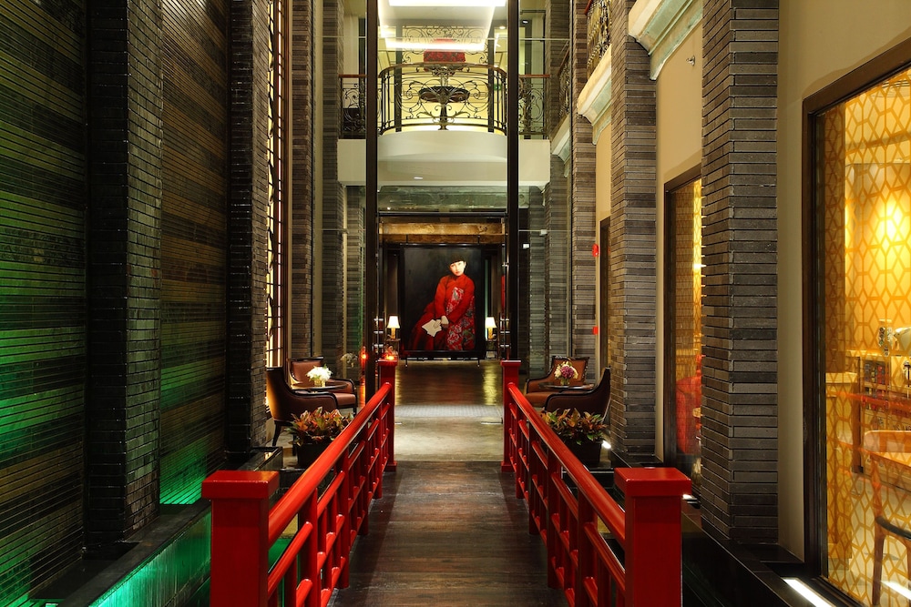 Shanghai Mansion Bangkok — Hotel building in Bangkok, Bangkok