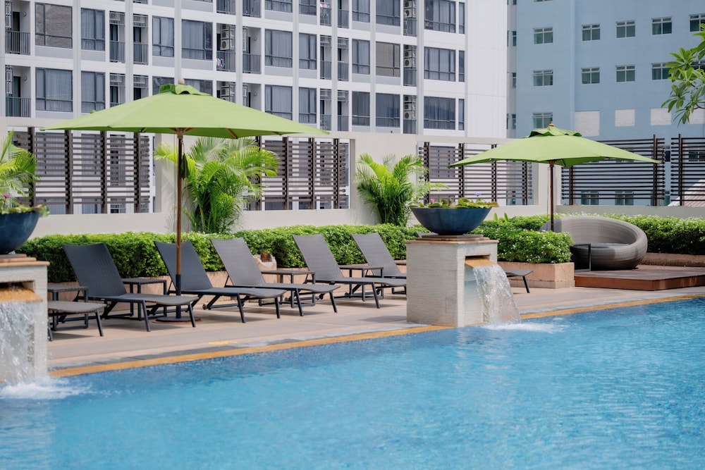 The Sukosol — Swimming pool in Bangkok, Bangkok