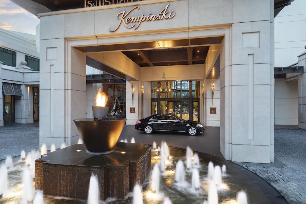 Siam Kempinski Hotel Bangkok — Hotel building in Bangkok, Bangkok