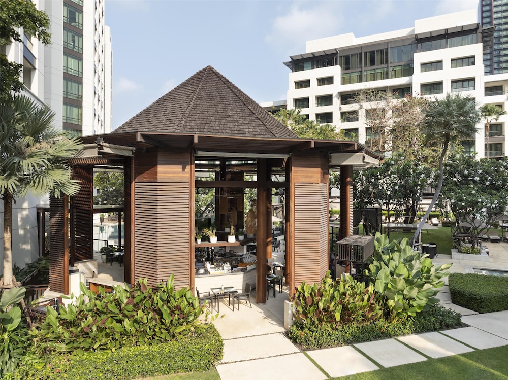 Siam Kempinski Hotel Bangkok — Restaurant & bars in Bangkok, Bangkok