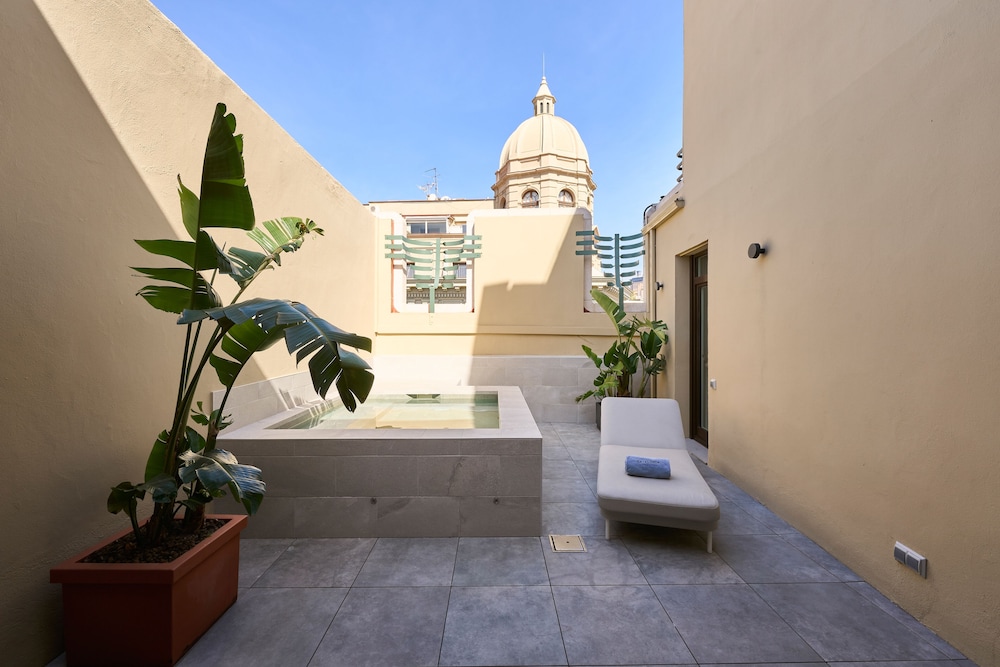 Catalonia Ramblas — Spa in Barcelona, Catalonia